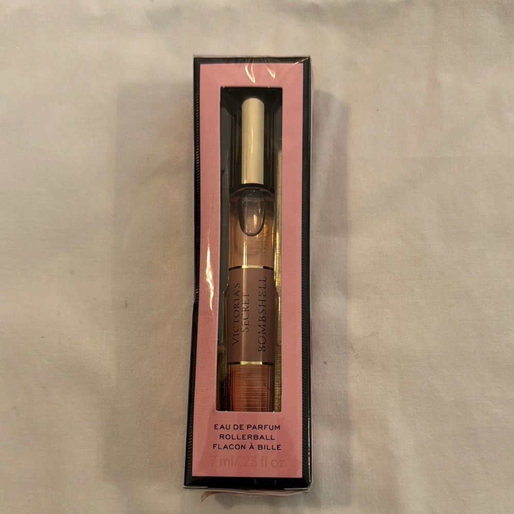 Victoria’s Secret Bombshell Rollerball 7ml/0.23 fl oz. Eau De Parfum.